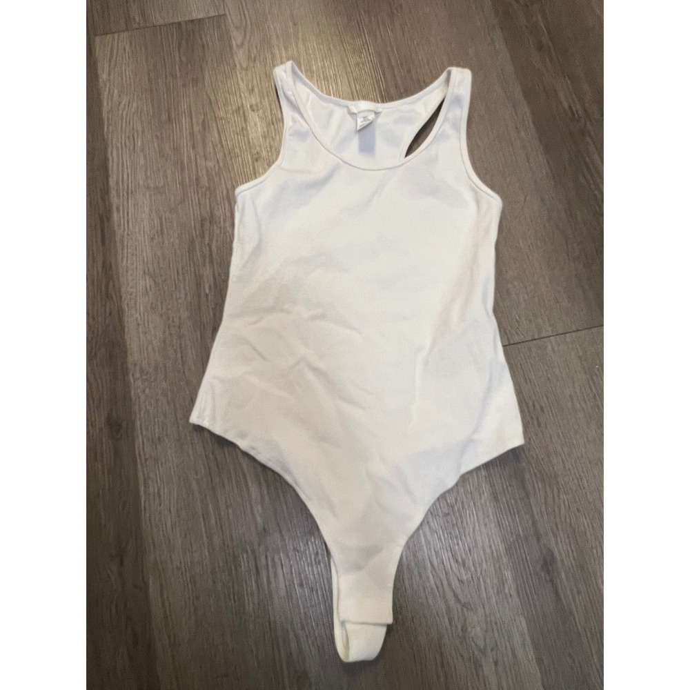 HM White Ribbed Racerback Bodysuit Small Scoop Neck Snap Closure Thong Bottom